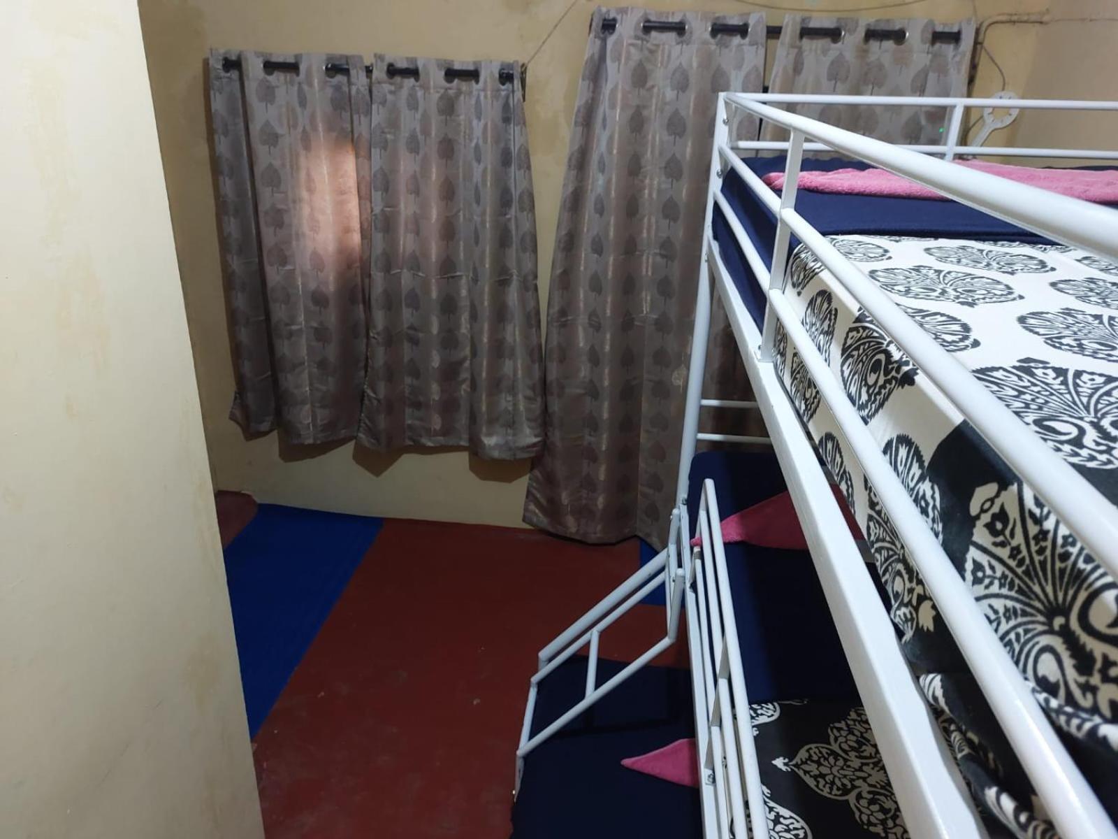 Honey Palace Homestay